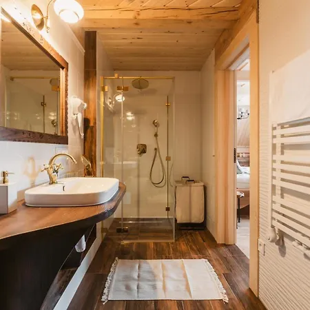 Art House - Mountain & - Luxury Villa
