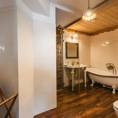 Art House - Mountain & - Luxury Villa