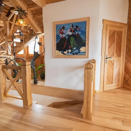 Art House - Grand Luxury - Mountain & *